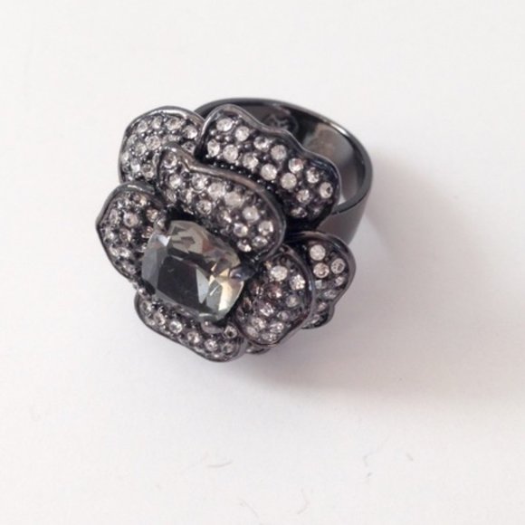 Stella & Dot | ‘Vintage' Retired Pavé Crystal Hematite Belle Fleur Cocktail - Picture 7 of 9